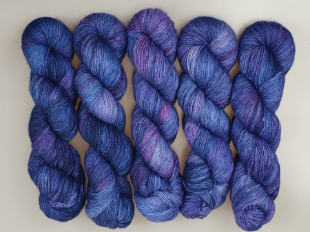 Mario 4ply - Iris